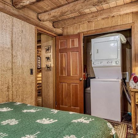 Very Private, Real Log Cabin With Hot Tub! Sevierville Ngoại thất bức ảnh